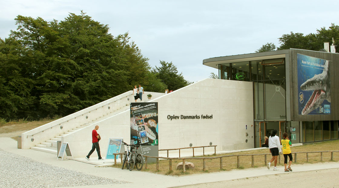 skovbodesign_foto_monsklint design af frimærker